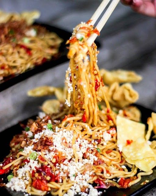 Review Lengkap Mie Gacoan Jakarta: Pengalaman Kuliner Pedas yang Bikin Lidah Bergoyang!